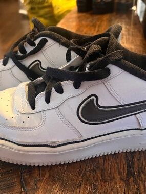 Nike Air Force 1's white and black size youth 6